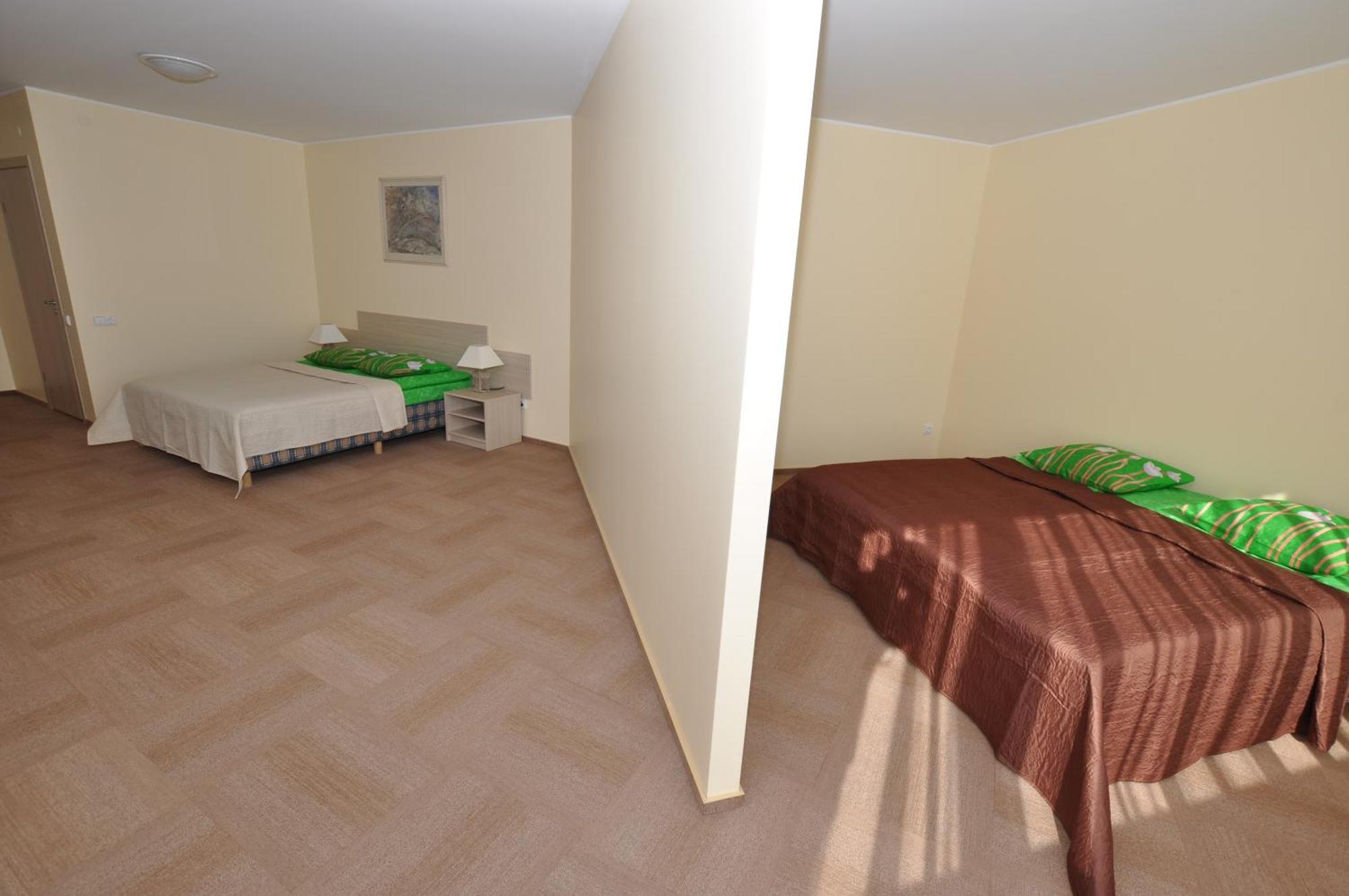 Motel Paradise 3*